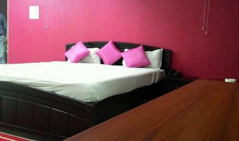 Hotel Tushtaya Residency Godda Bagian luar foto